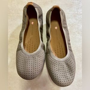 Clark Ballet Flat - Sage - Nubuck Leather - Size 8 1/2